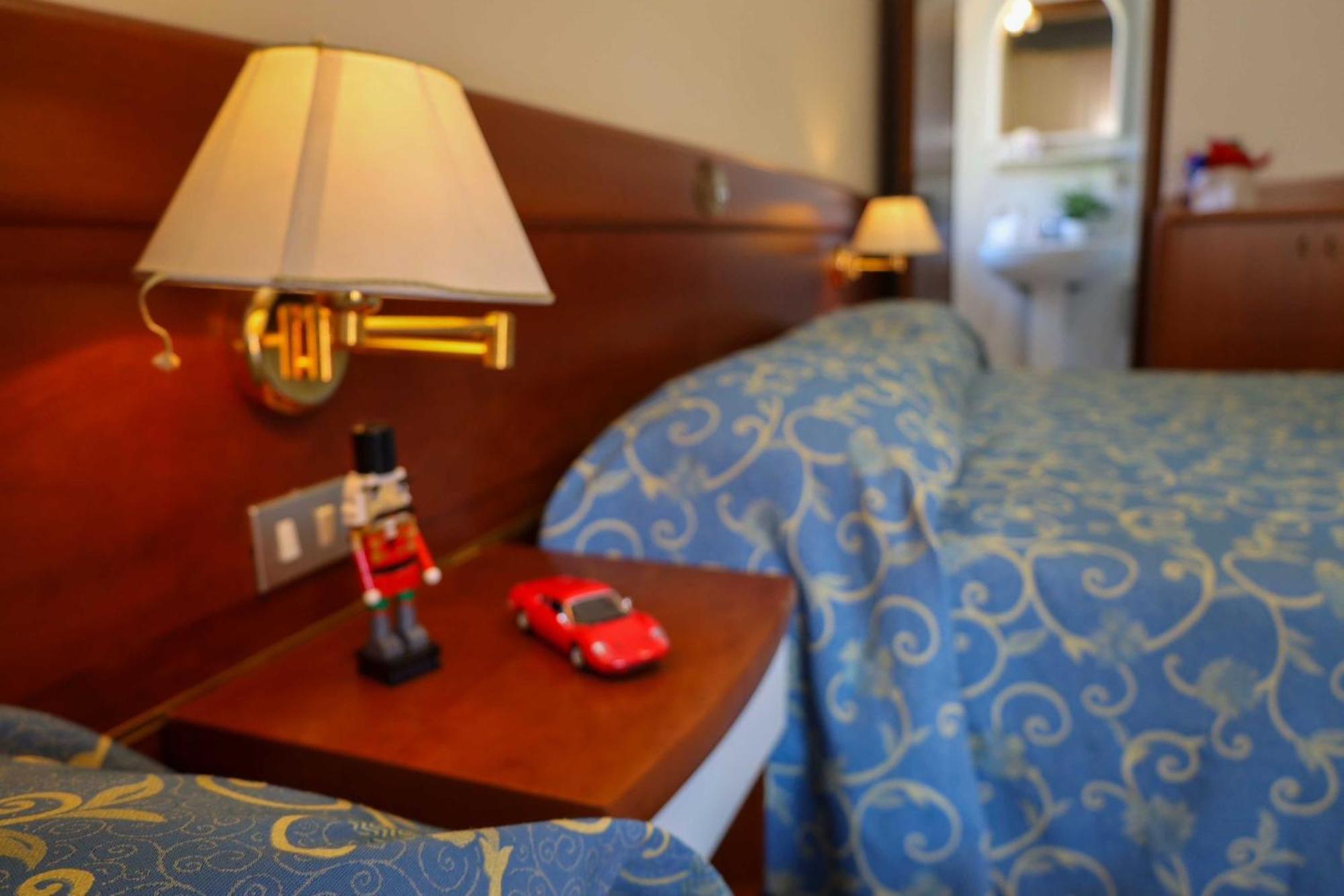 Easy Hotel Meryon Sottomarina Eksteriør bilde