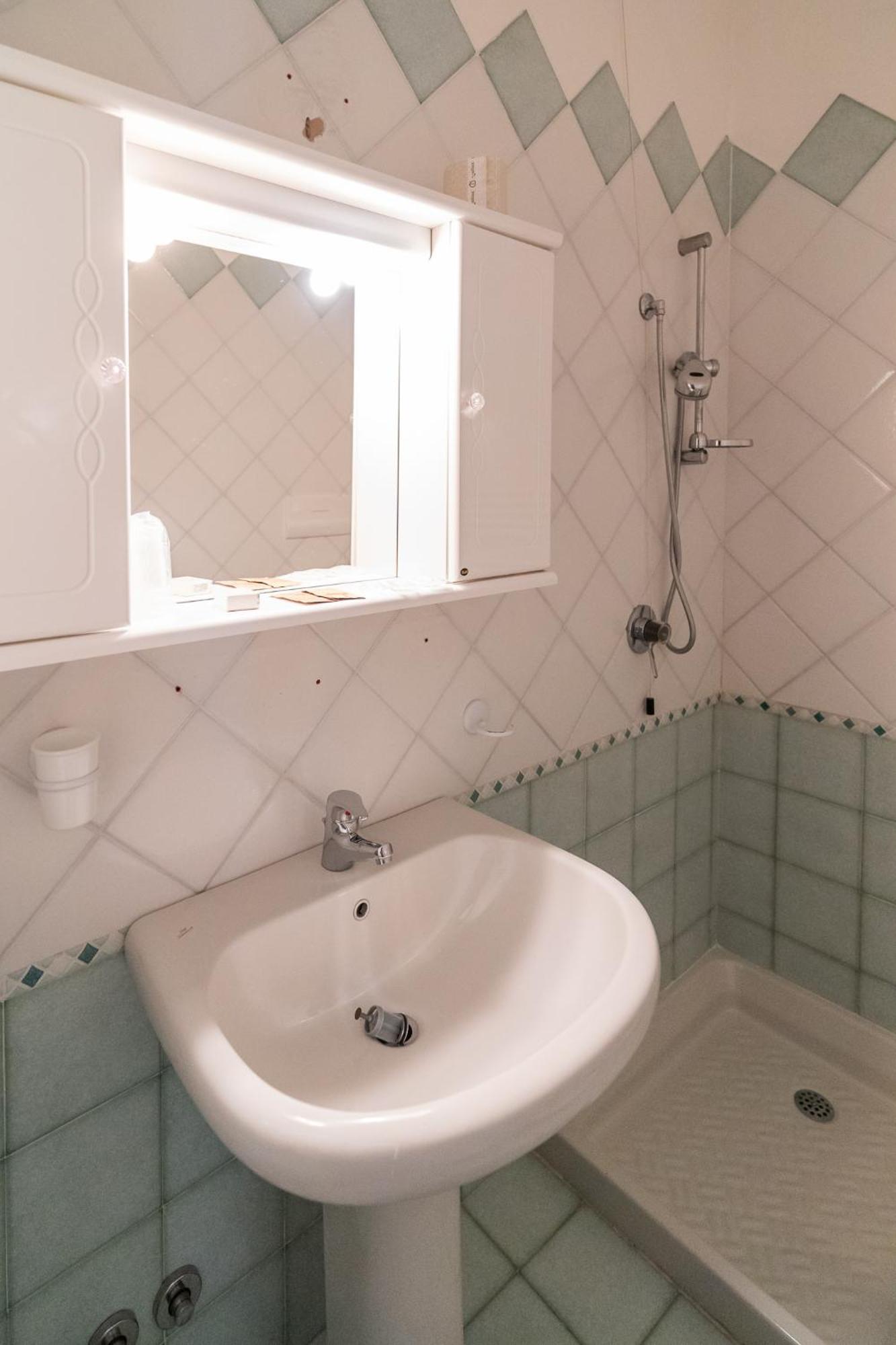 Easy Hotel Meryon Sottomarina Rom bilde