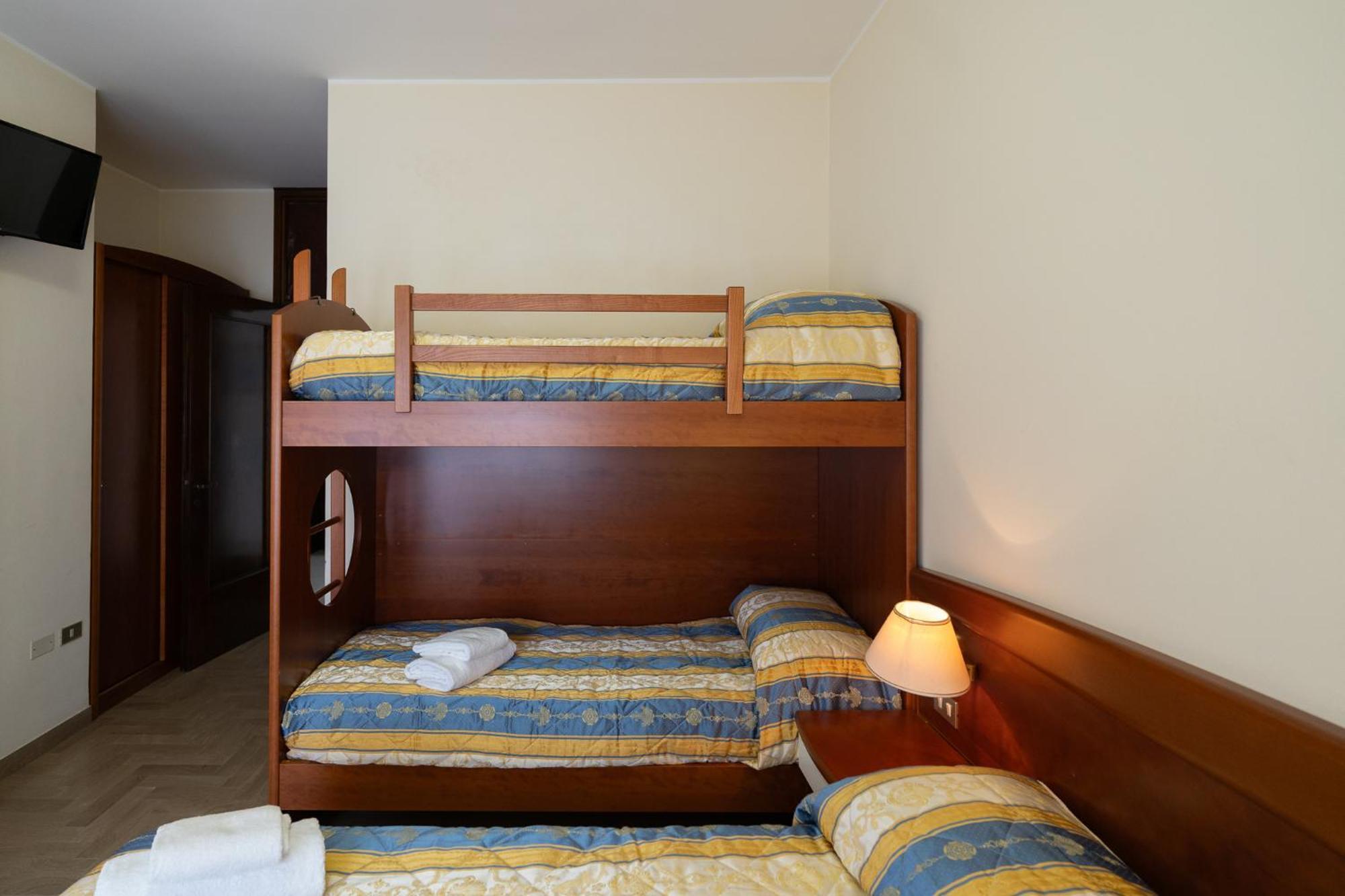 Easy Hotel Meryon Sottomarina Eksteriør bilde